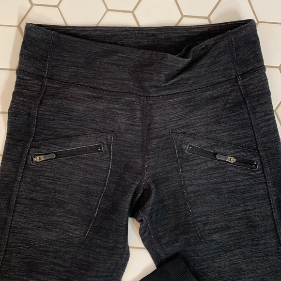 Lululemon Zipper Leggings Sz 2 - Picture 2 of 5